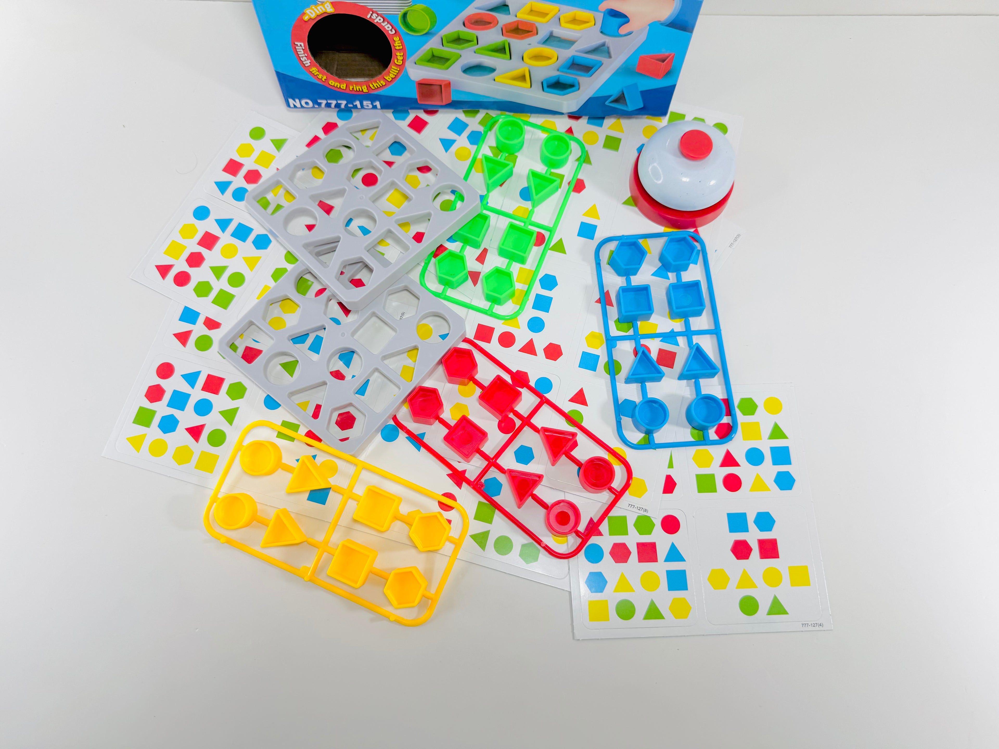 Shape Matching Montessori Toy Color and Shape Puzzle Game (3+ Years)