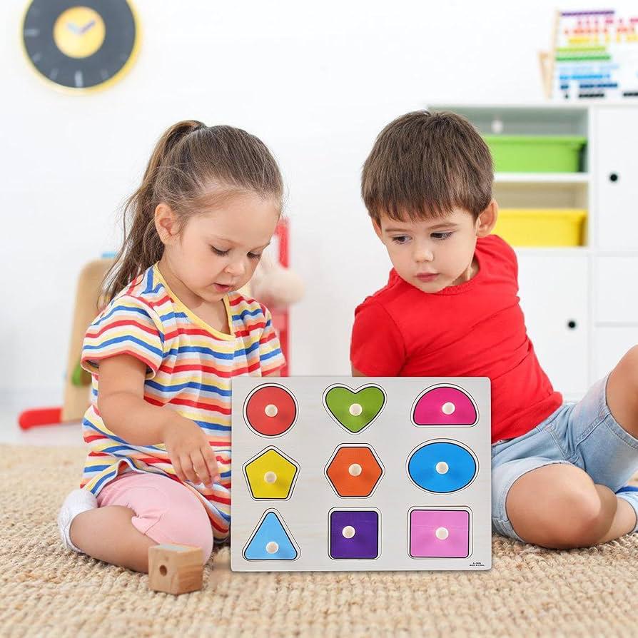 Wooden Shapes & Colors Recognition Puzzle (2+ Years)